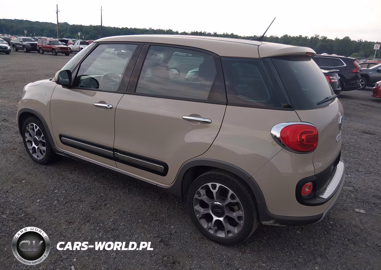 2015 Fiat 500L Trekking VIN:ZFBCFADH9FZ030185 - 3