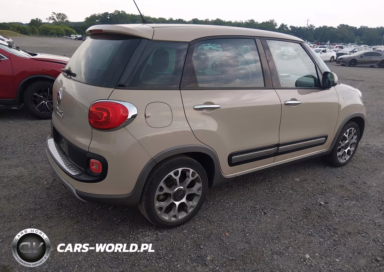 2015 Fiat 500L Trekking VIN:ZFBCFADH9FZ030185 - 4