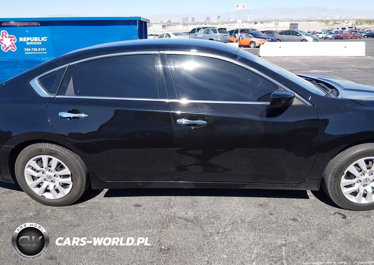 2018 Nissan Altima 2.5 S VIN:1N4AL3AP0JC164637 - 13