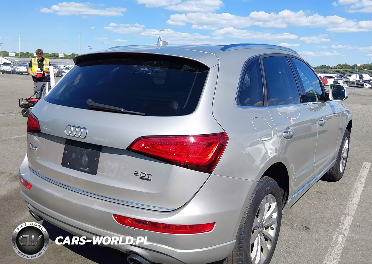 2015 Audi Q5 2.0T Premium VIN:WA1CFAFP5FA028895 - 4