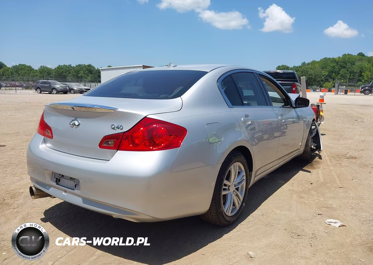 2015 Infiniti Q40 VIN:JN1CV6AP5FM503573 - 4