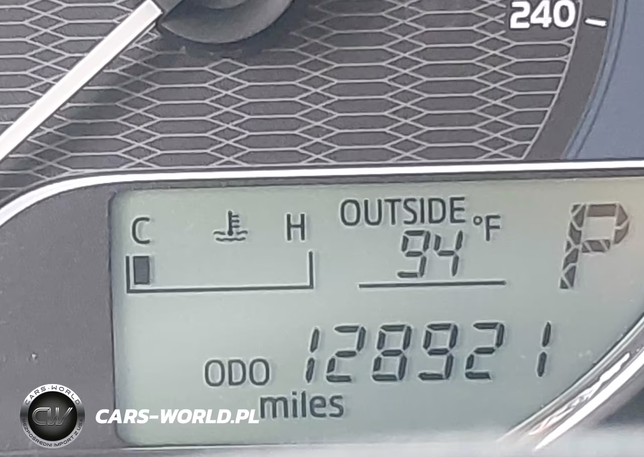 2016 Toyota Corolla Le VIN:5YFBURHE3GP529511 - 15