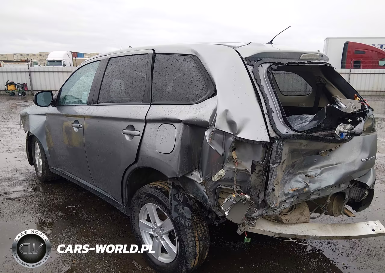 2014 Mitsubishi Outlander Es VIN:JA4AD2A32EZ007364 - 3