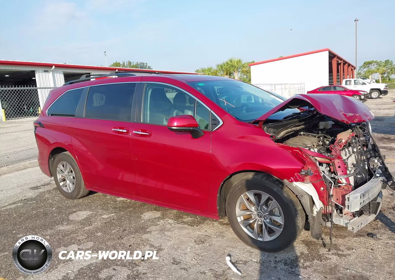 2022 Toyota Sienna Xle – zdjęcie 1 z 16