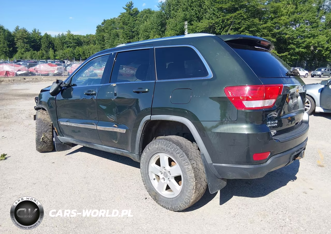 2011 Jeep Grand Cherokee Laredo VIN:1J4RR4GG5BC640434 - 3