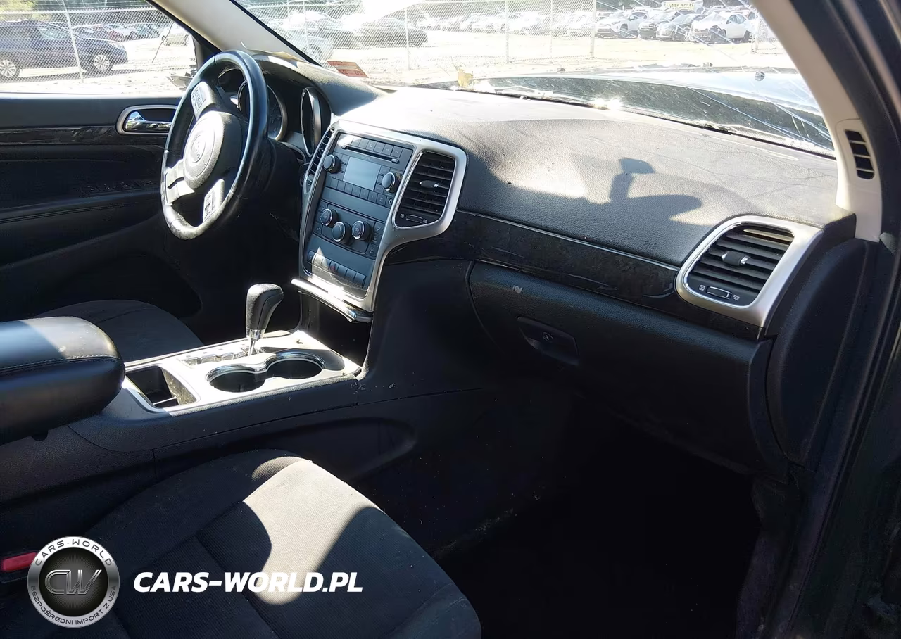 2011 Jeep Grand Cherokee Laredo VIN:1J4RR4GG5BC640434 - 5