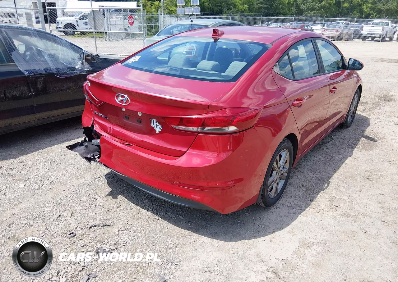2017 Hyundai Elantra Se VIN:5NPD84LF6HH128856 - 4