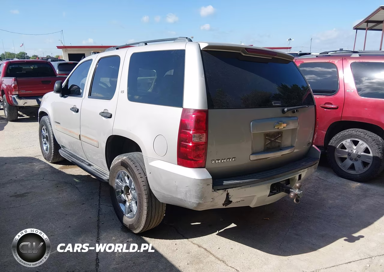 2007 Chevrolet Tahoe Ls VIN:1GNFC13C07J401136 - 3