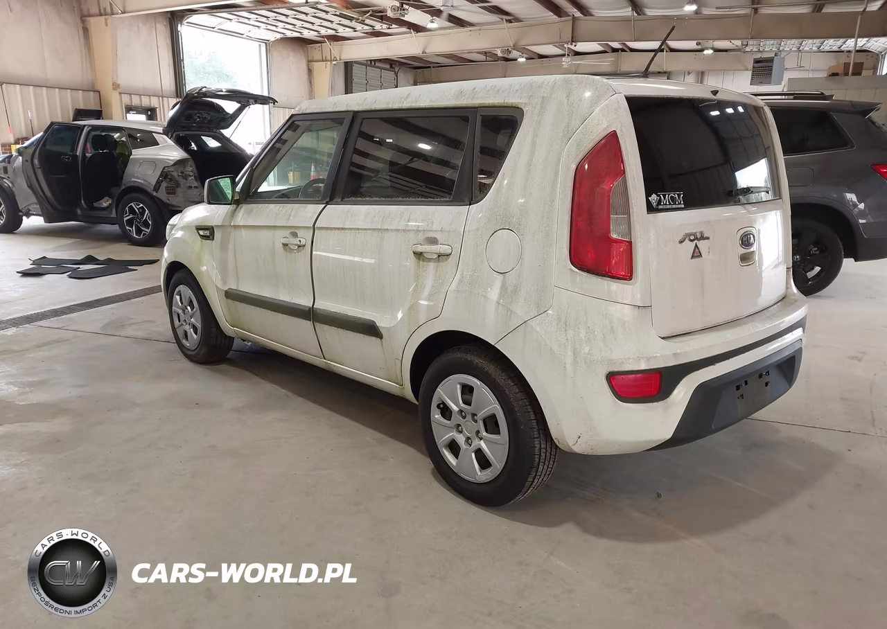 2012 Kia Soul VIN:KNDJT2A58C7404788 - 3
