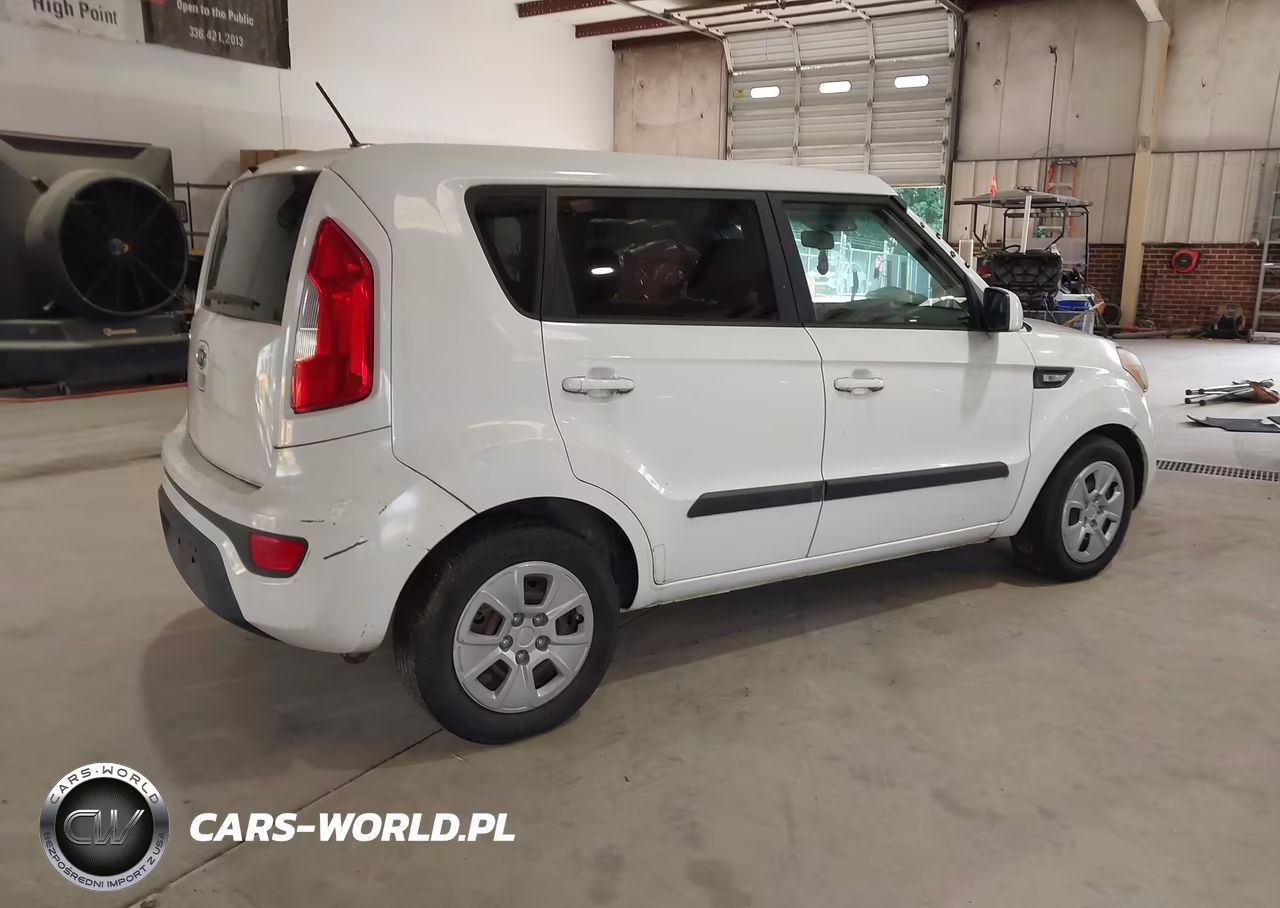 2012 Kia Soul VIN:KNDJT2A58C7404788 - 4