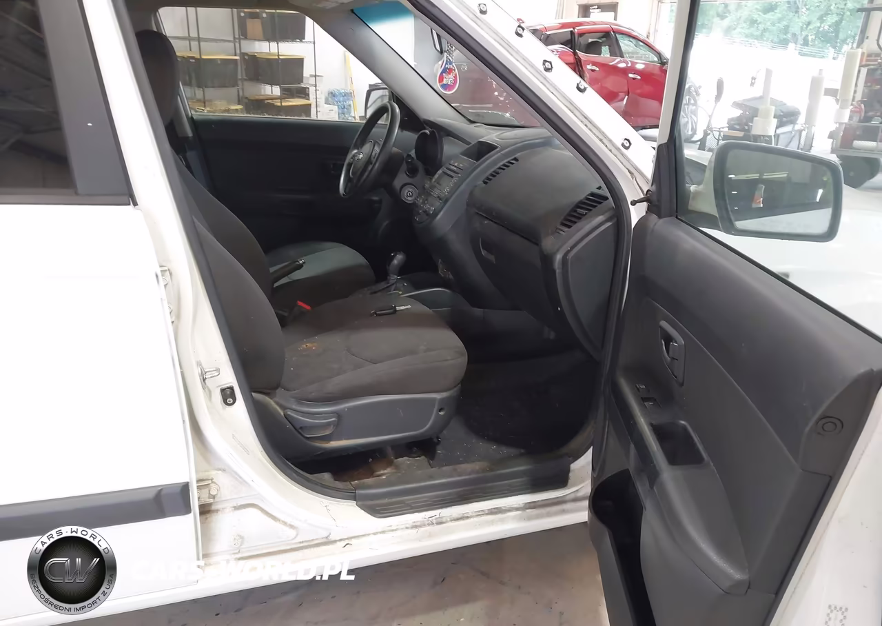 2012 Kia Soul VIN:KNDJT2A58C7404788 - 5