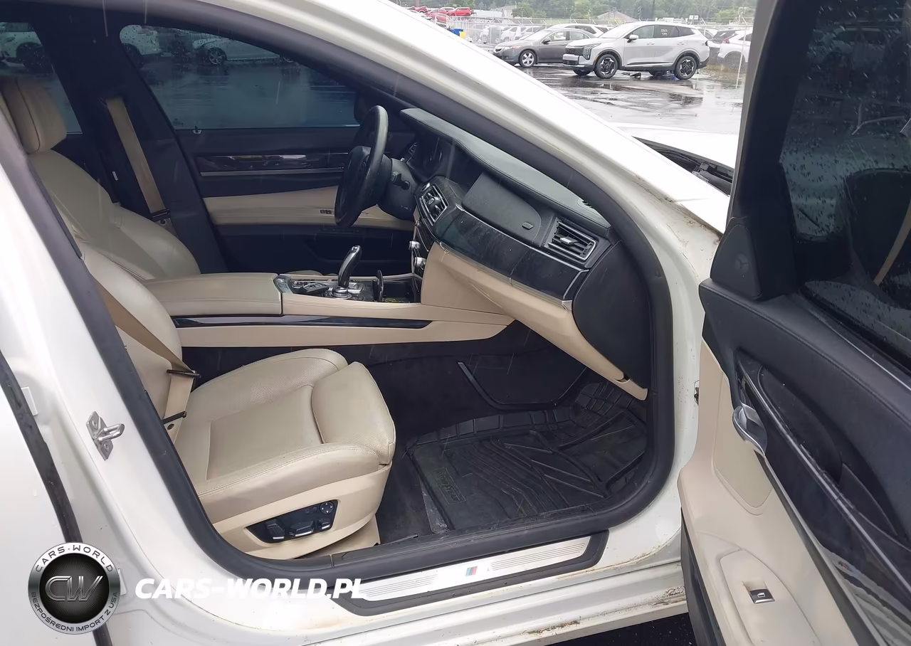2010 BMW 750Li VIN:WBAKB8C59ACY62994 - 5