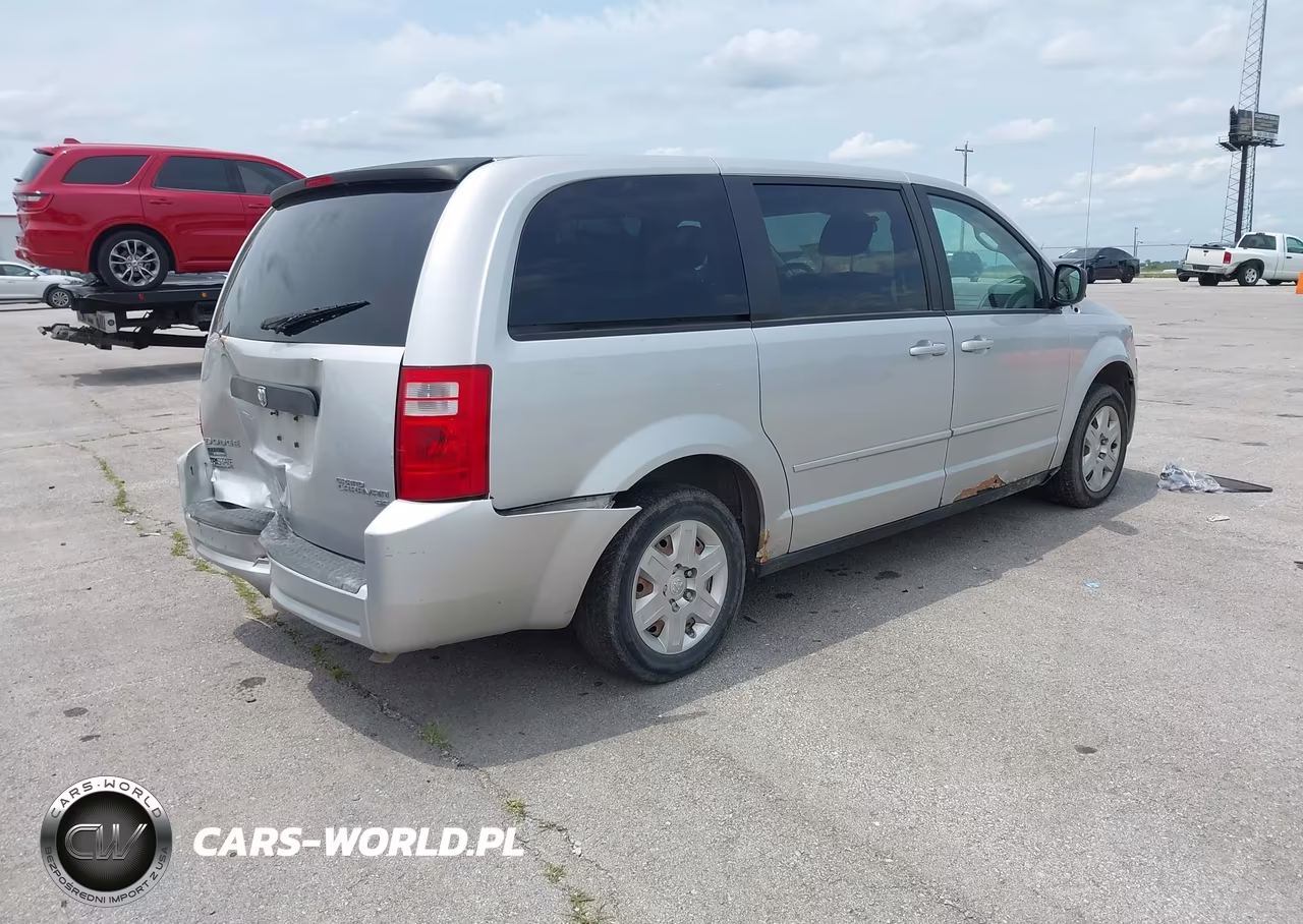 2010 Dodge Grand Caravan Se VIN:2D4RN4DE6AR145799 - 4