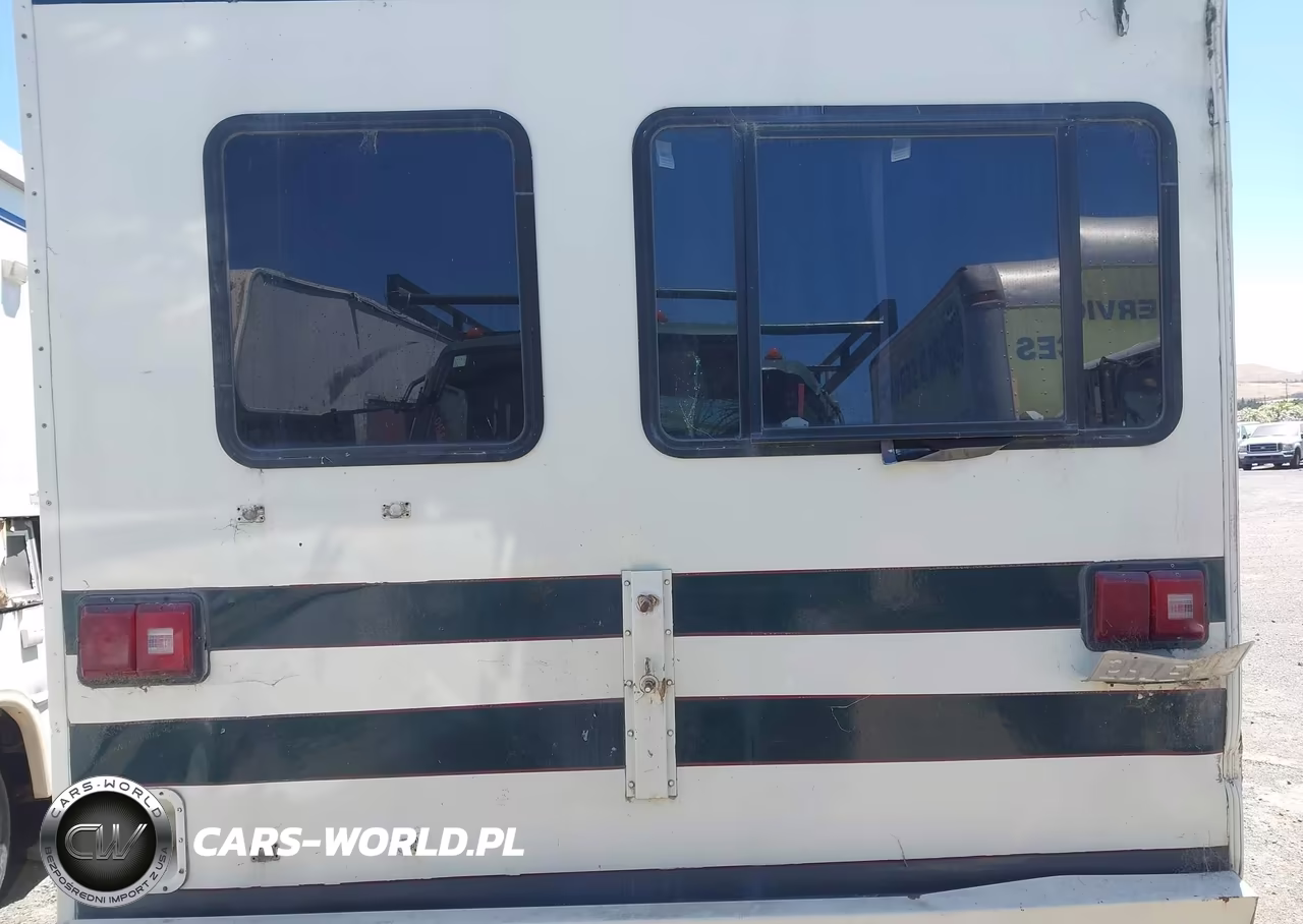 1995 Ford Econoline E350 Cutaway Van VIN:1FDKE30G1SHA42170 - 16