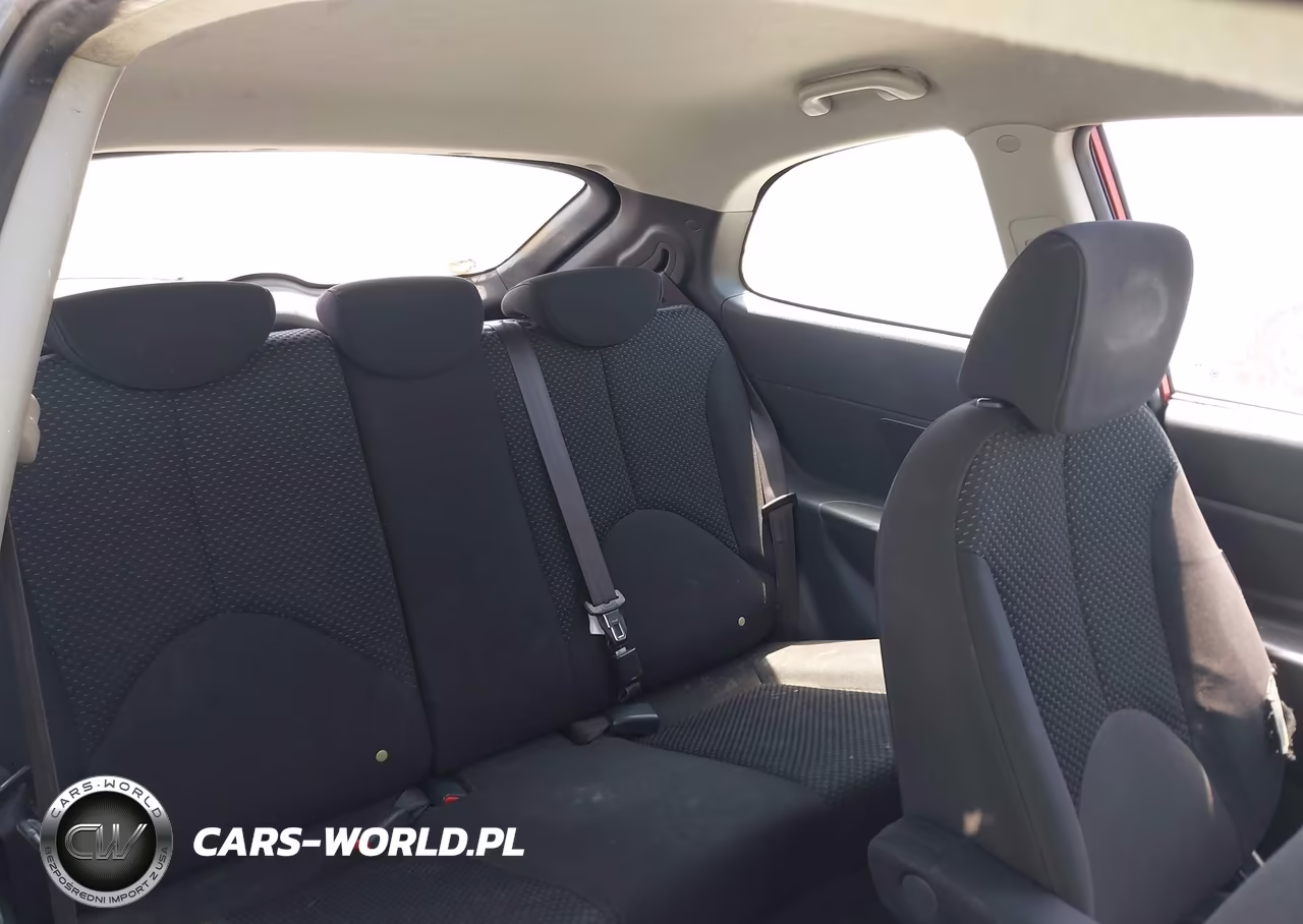 2010 Hyundai Accent Gs VIN:KMHCM3AC6AU162636 - 8