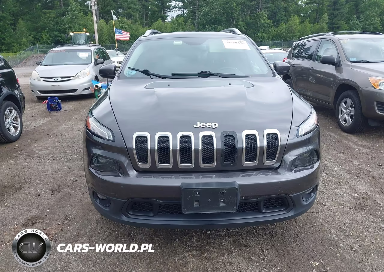 2017 Jeep Cherokee Latitude VIN:1C4PJMCB8HW520701 - 12