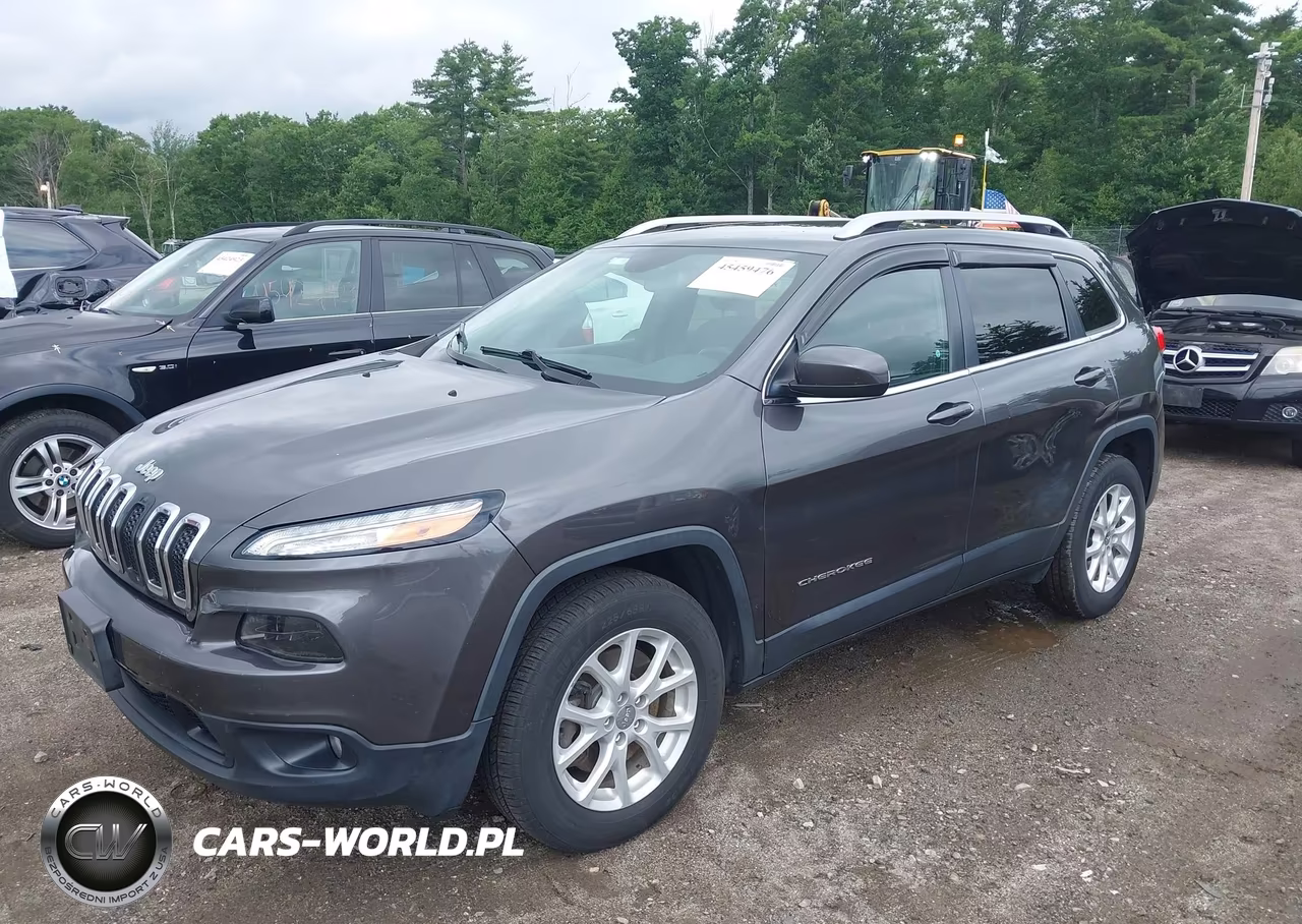 2017 Jeep Cherokee Latitude VIN:1C4PJMCB8HW520701 - 2