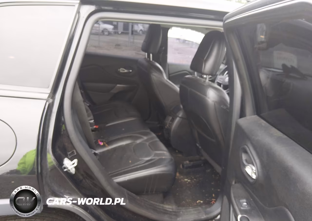 2020 Jeep Cherokee Limited 4X4 VIN:1C4PJMDX3LD580450 - 8