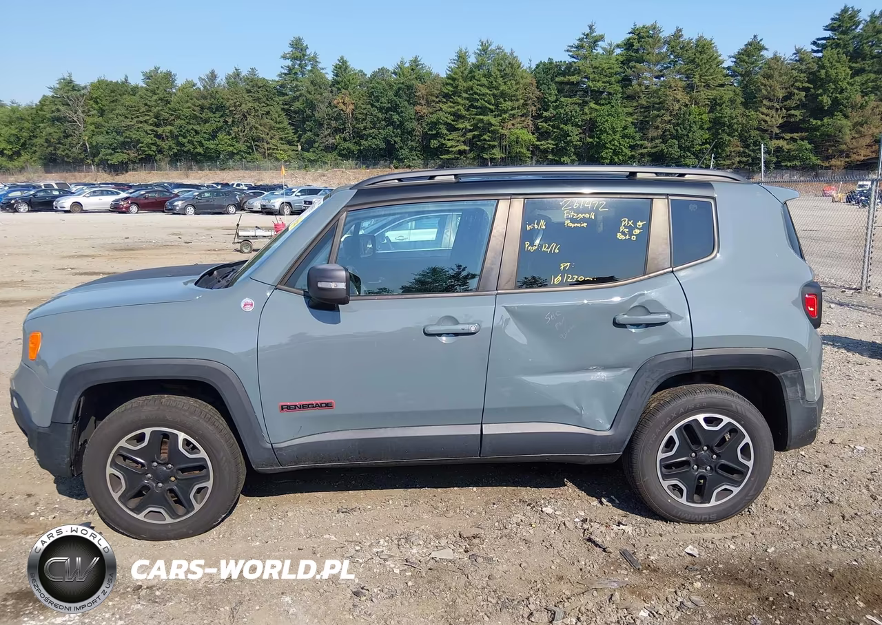 2017 Jeep Renegade Trailhawk VIN:ZACCJBCB4HPE93688 - 14