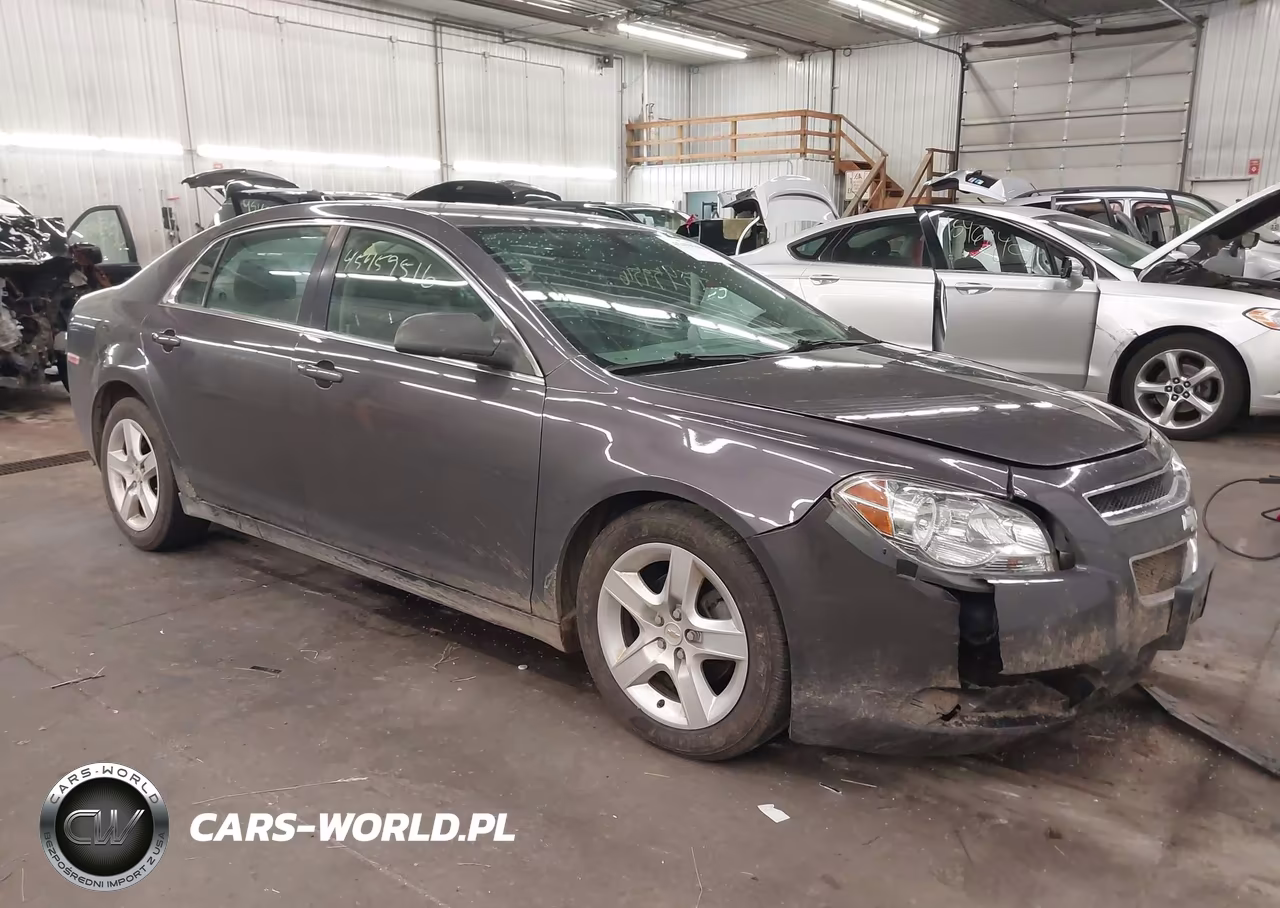 2011 Chevrolet Malibu Ls – zdjęcie 1 z 17