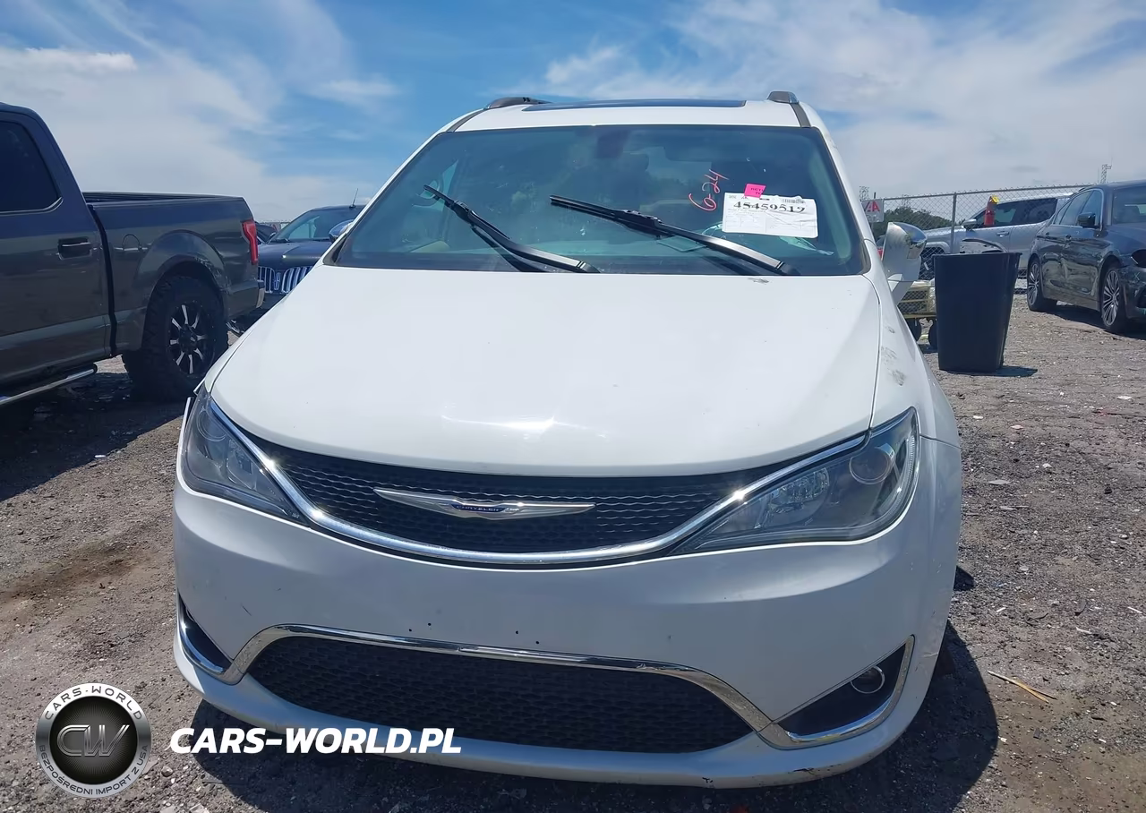 2018 Chrysler Pacifica Limited VIN:2C4RC1GG0JR272398 - 12