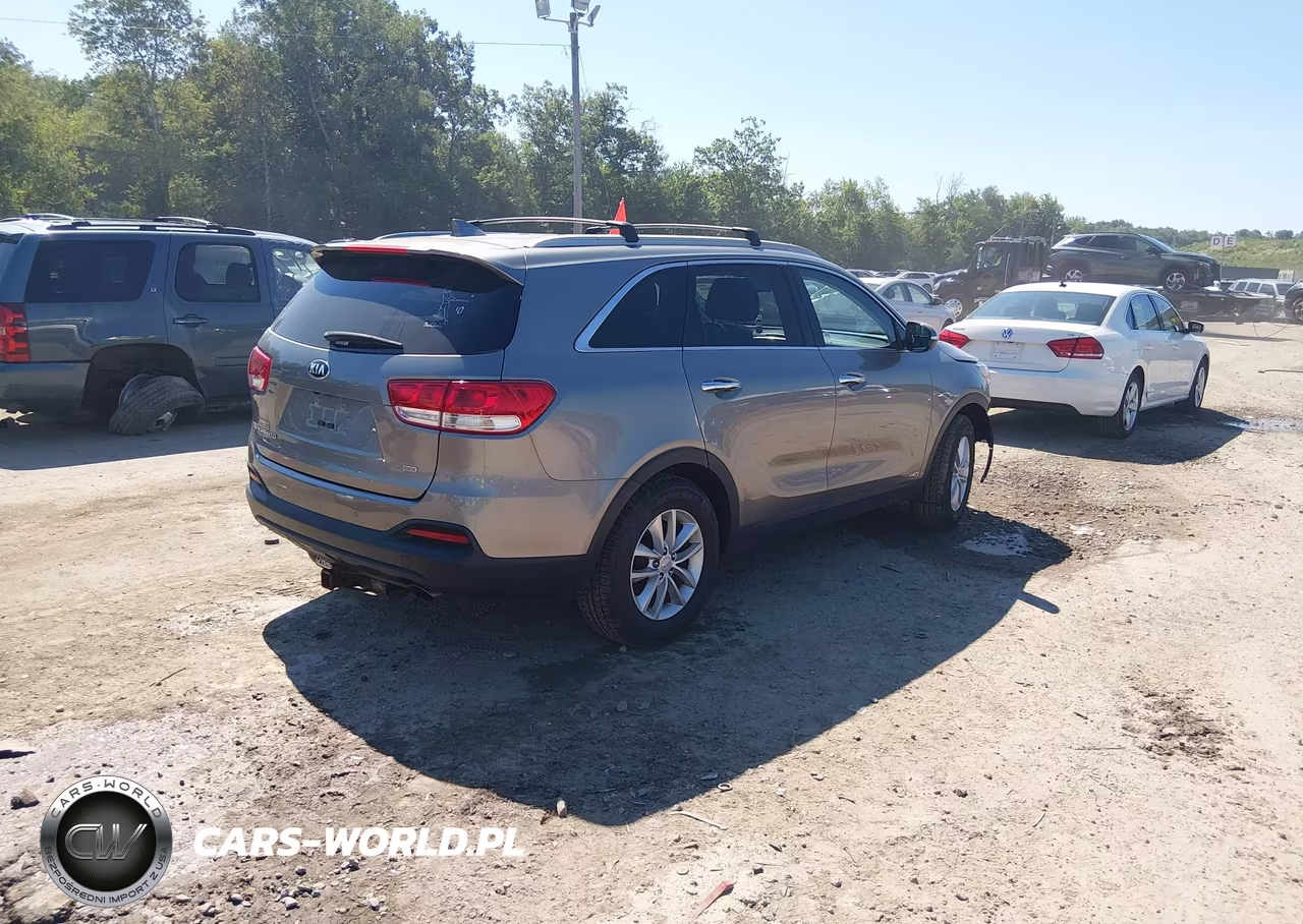 2016 Kia Sorento 2.4L Lx VIN:5XYPGDA39GG056467 - 4