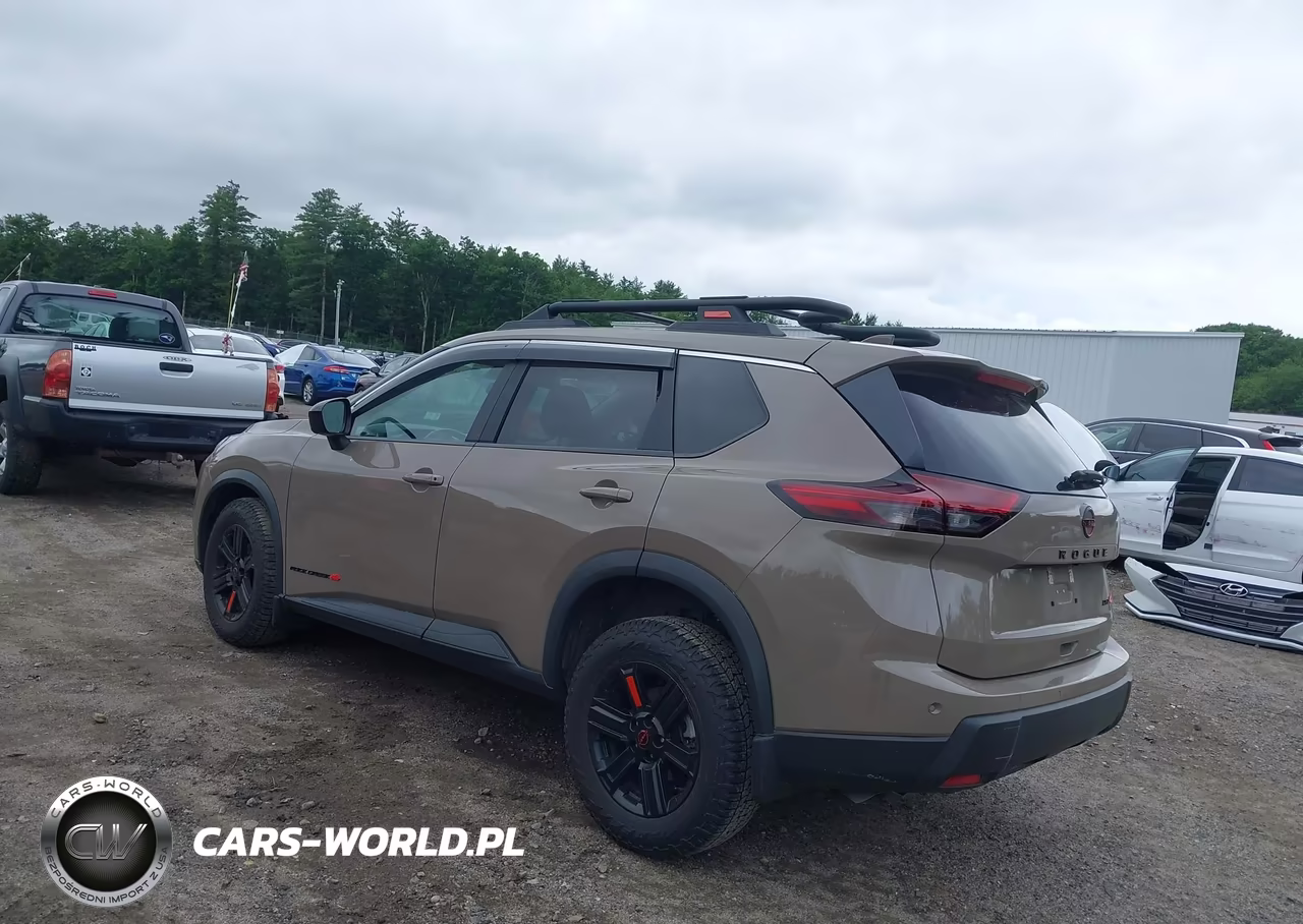 2025 Nissan Rogue Rock Creek VIN:5N1BT3BB3SC766401 - 3