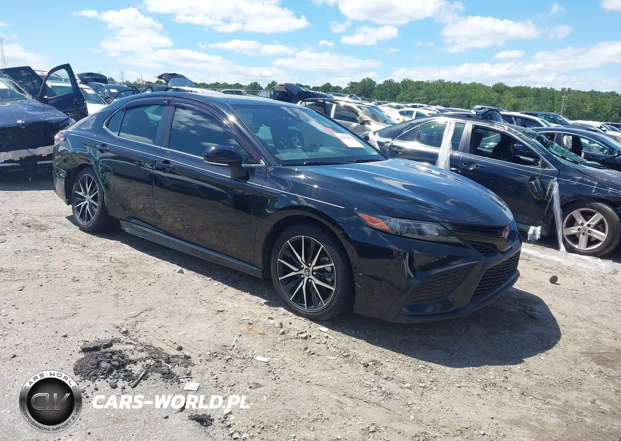 2022 Toyota Camry Se Hybrid