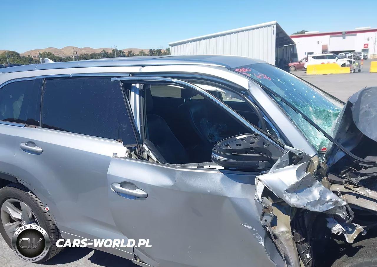 2015 Toyota Highlander Limited V6 VIN:5TDYKRFH5FS119330 - 14