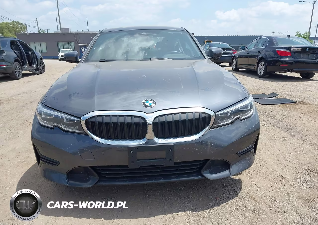 2021 BMW 330I xDrive VIN:3MW5R7J01M8B81878 - 12