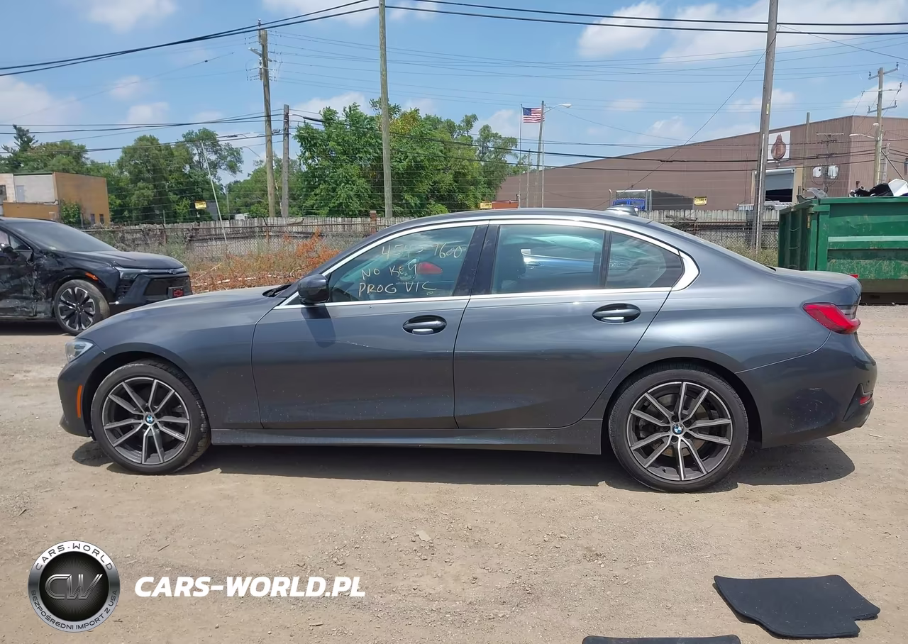 2021 BMW 330I xDrive VIN:3MW5R7J01M8B81878 - 14