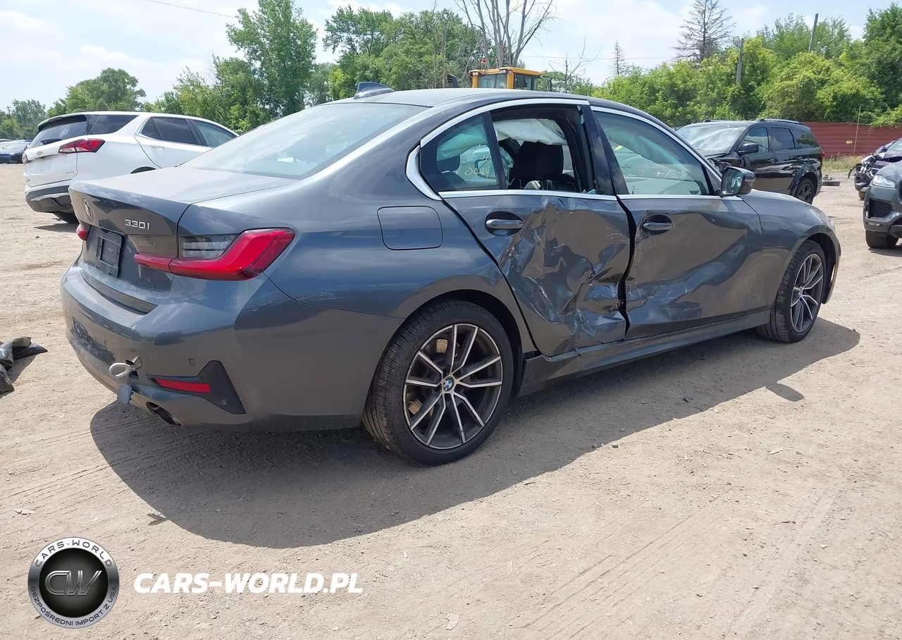 2021 BMW 330I xDrive VIN:3MW5R7J01M8B81878 - 4