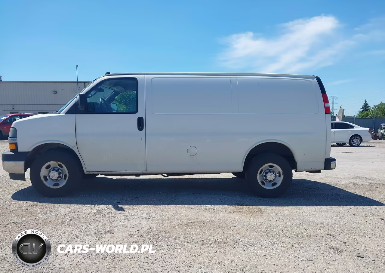 2018 Chevrolet Express 2500 Work Van VIN:1GCWGAFG8J1340444 - 14