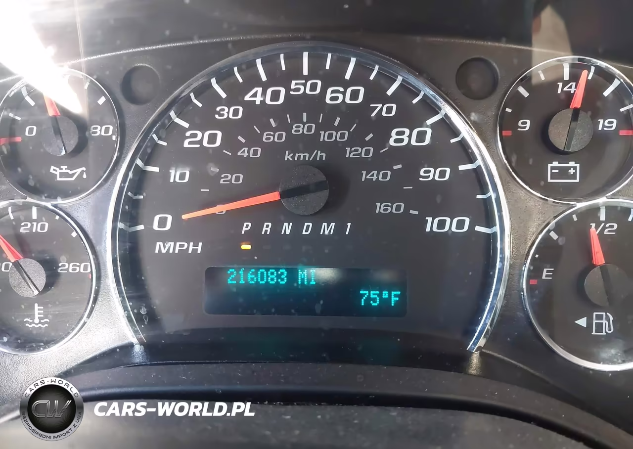 2018 Chevrolet Express 2500 Work Van VIN:1GCWGAFG8J1340444 - 15