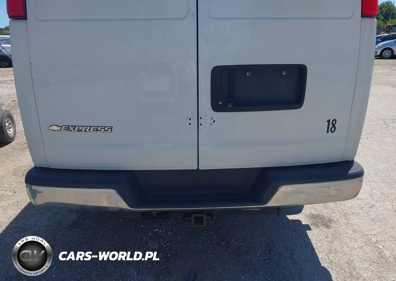 2018 Chevrolet Express 2500 Work Van VIN:1GCWGAFG8J1340444 - 17