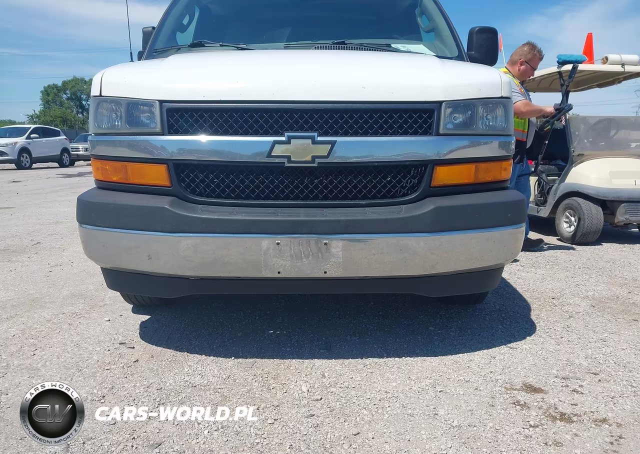 2018 Chevrolet Express 2500 Work Van VIN:1GCWGAFG8J1340444 - 18