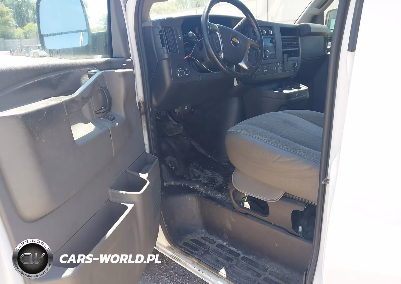 2018 Chevrolet Express 2500 Work Van VIN:1GCWGAFG8J1340444 - 20