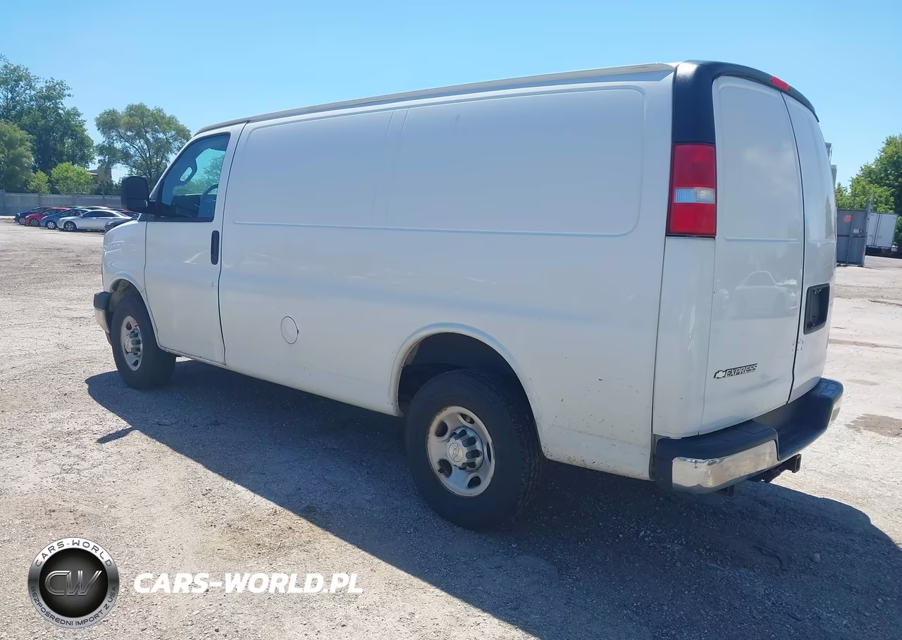 2018 Chevrolet Express 2500 Work Van VIN:1GCWGAFG8J1340444 - 3