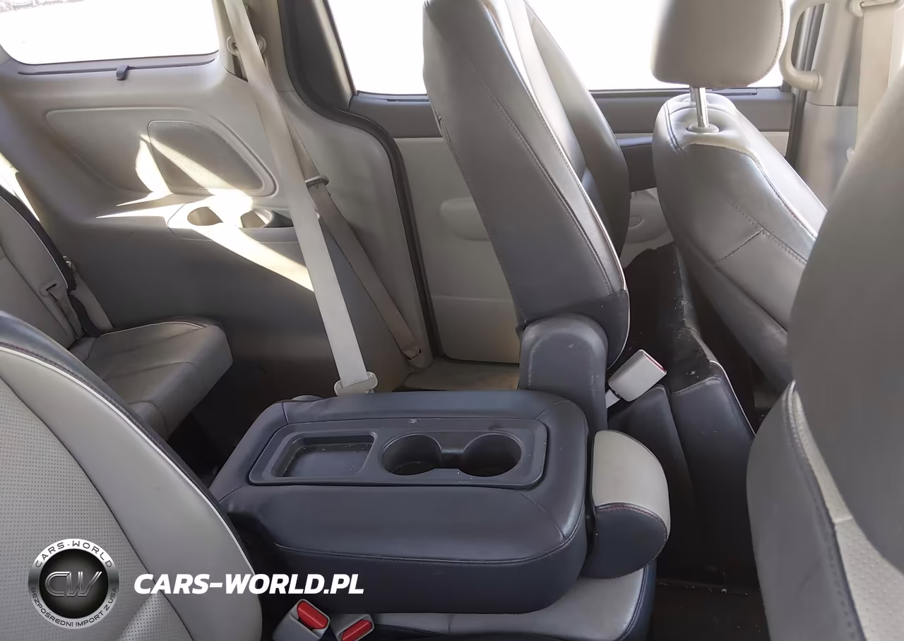 2017 Kia Sedona Lx VIN:KNDMB5C13H6235904 - 8