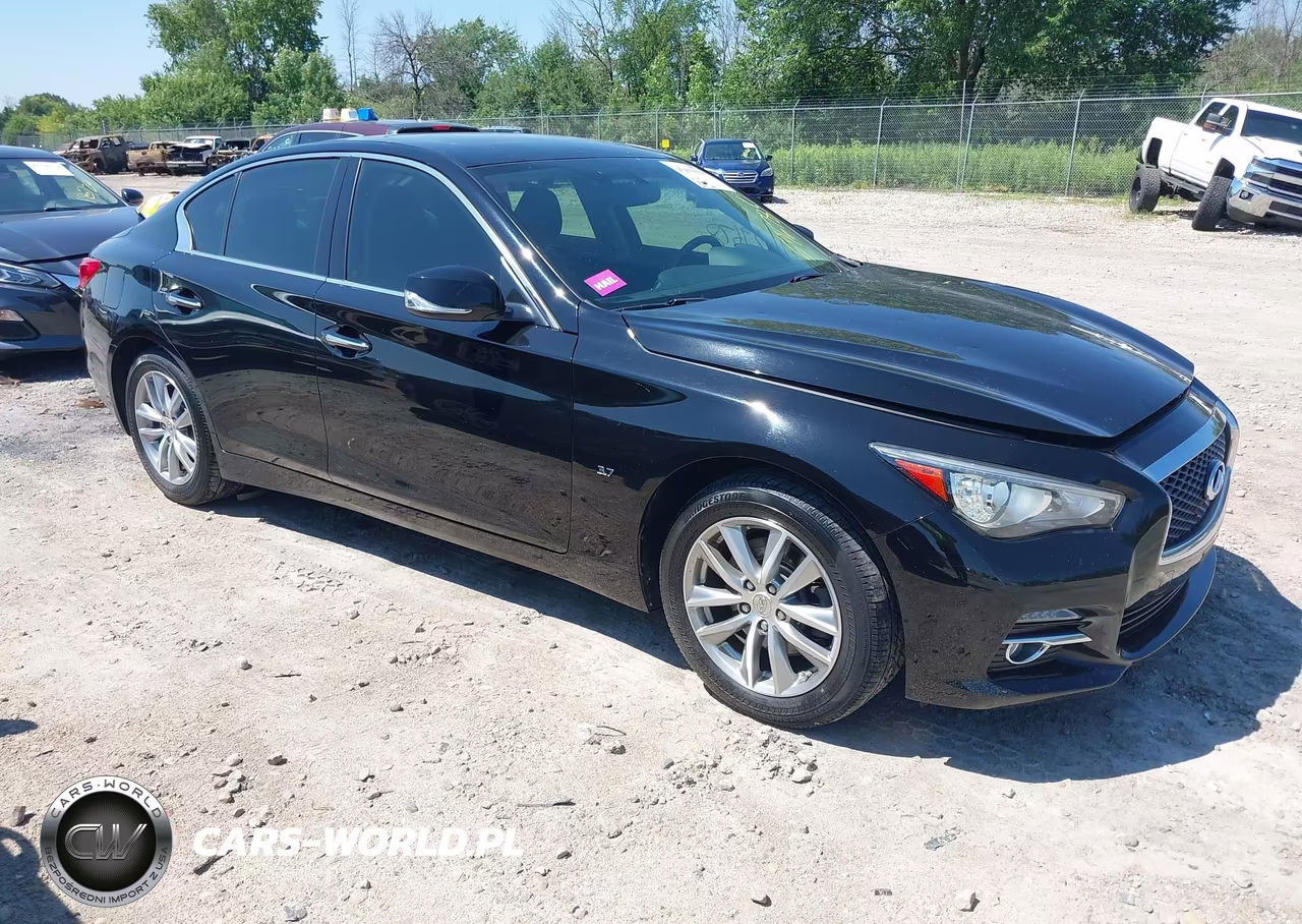2015 Infiniti Q50 Premium – zdjęcie 1 z 12