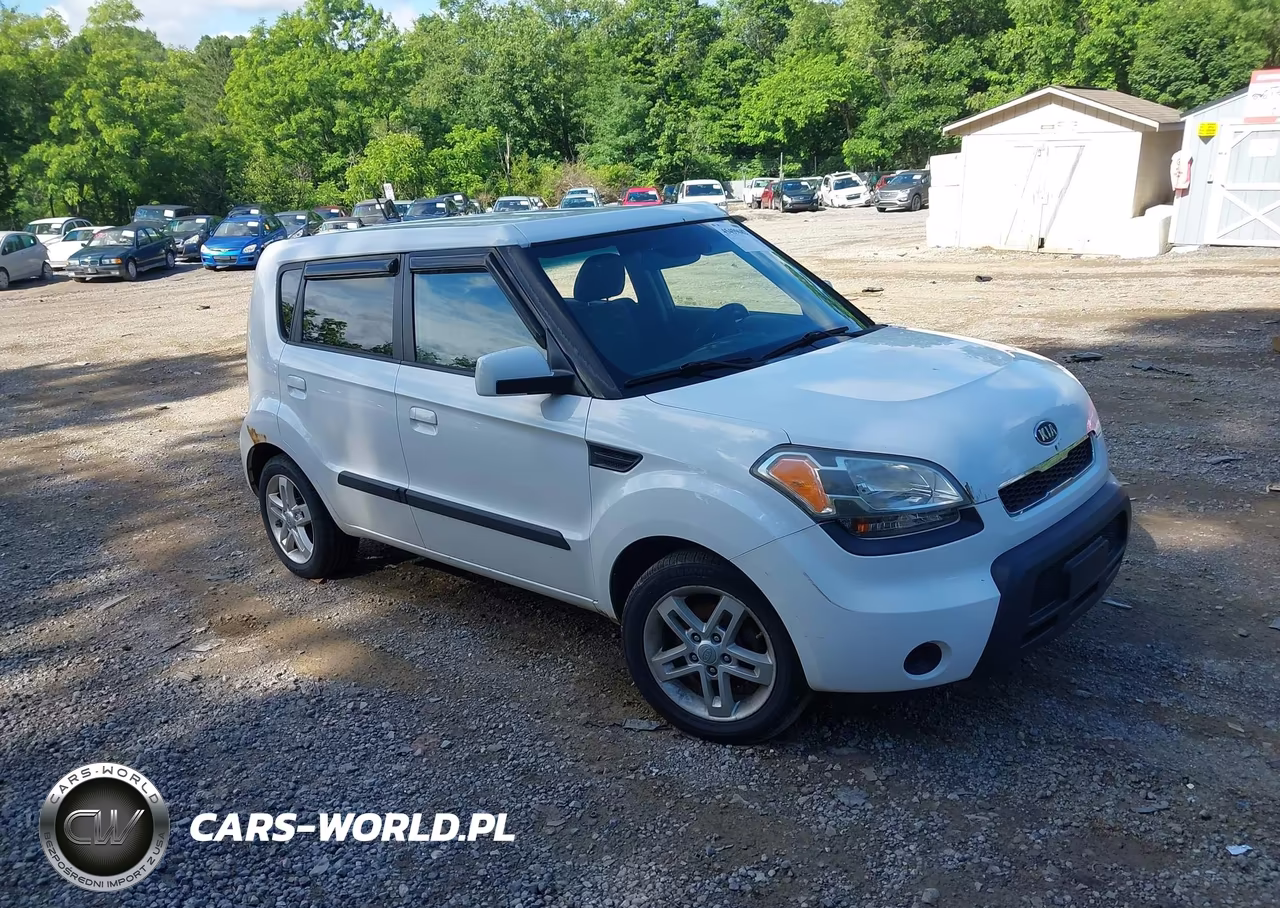 2010 Kia Soul +