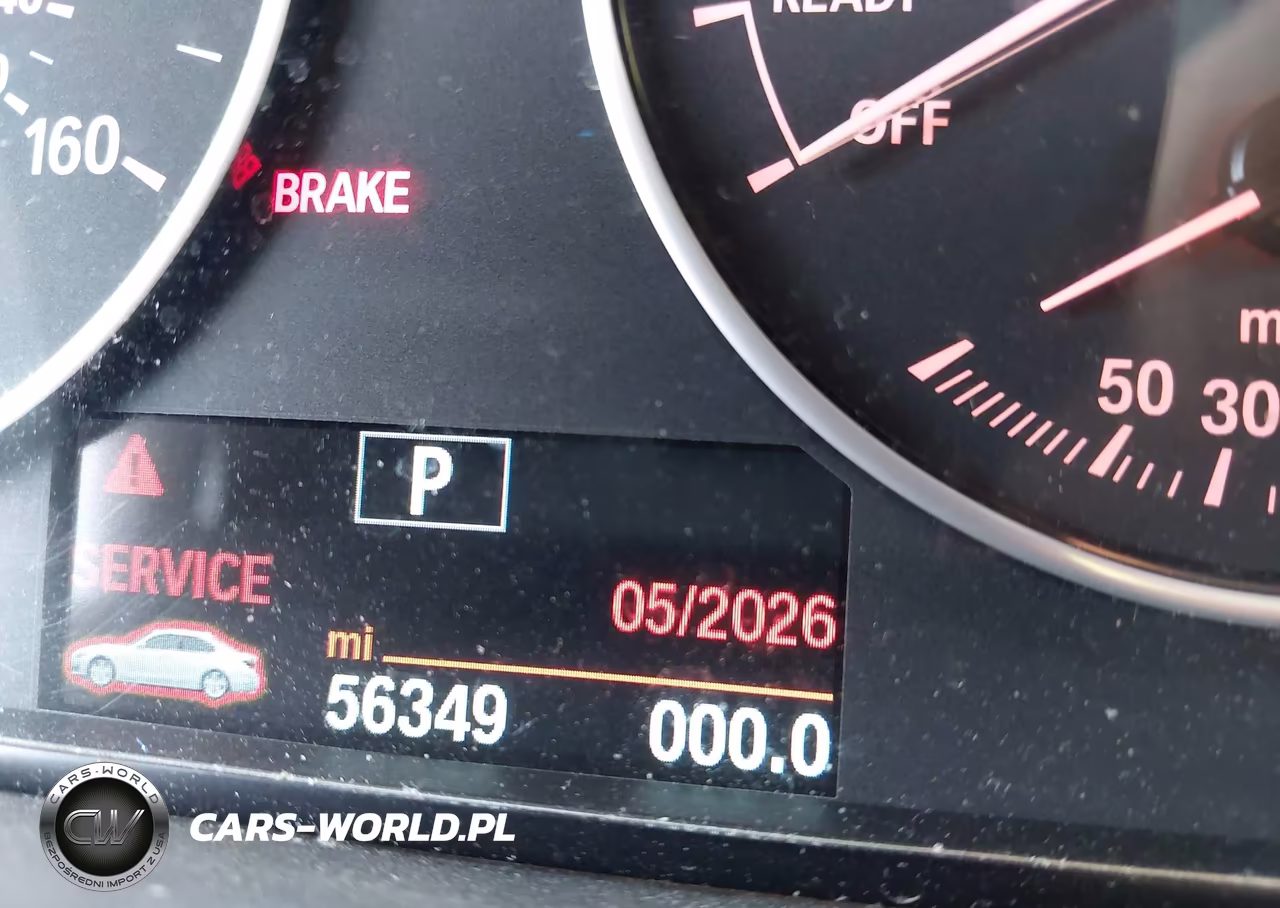 2018 BMW 320I xDrive VIN:WBA8E5G55JNV02930 - 15