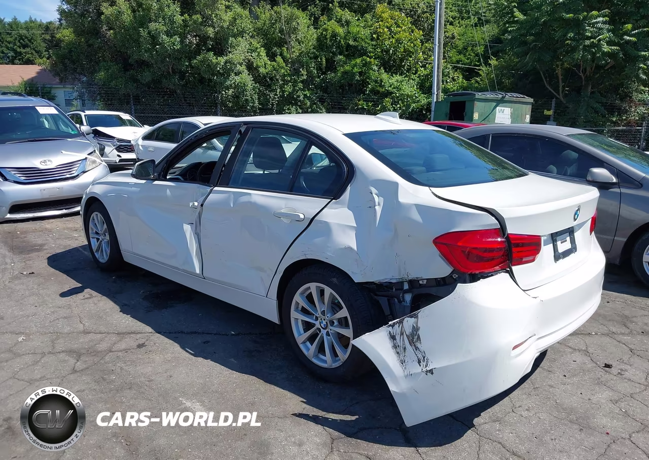 2018 BMW 320I xDrive VIN:WBA8E5G55JNV02930 - 3