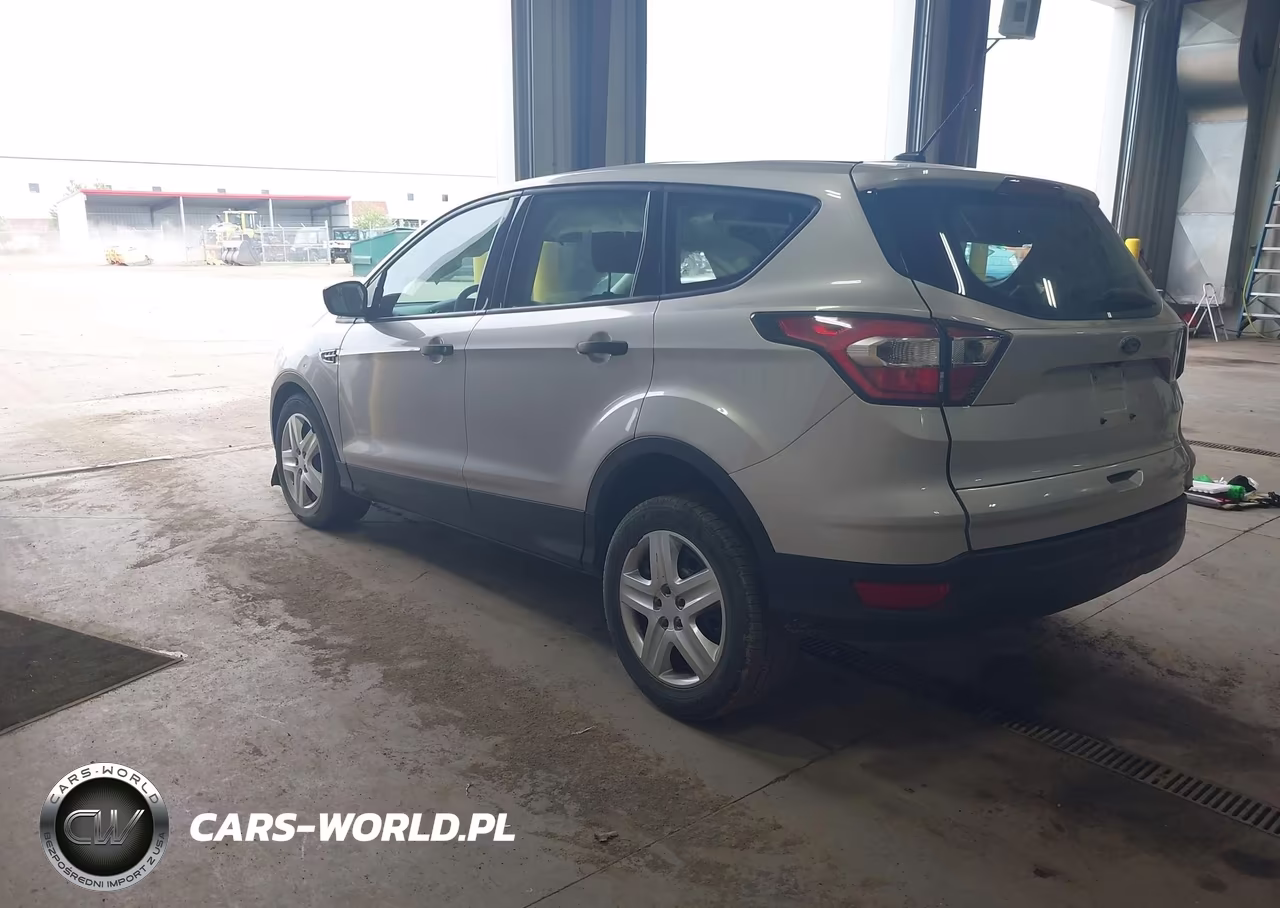 2017 Ford Escape S VIN:1FMCU0F73HUB02625 - 3