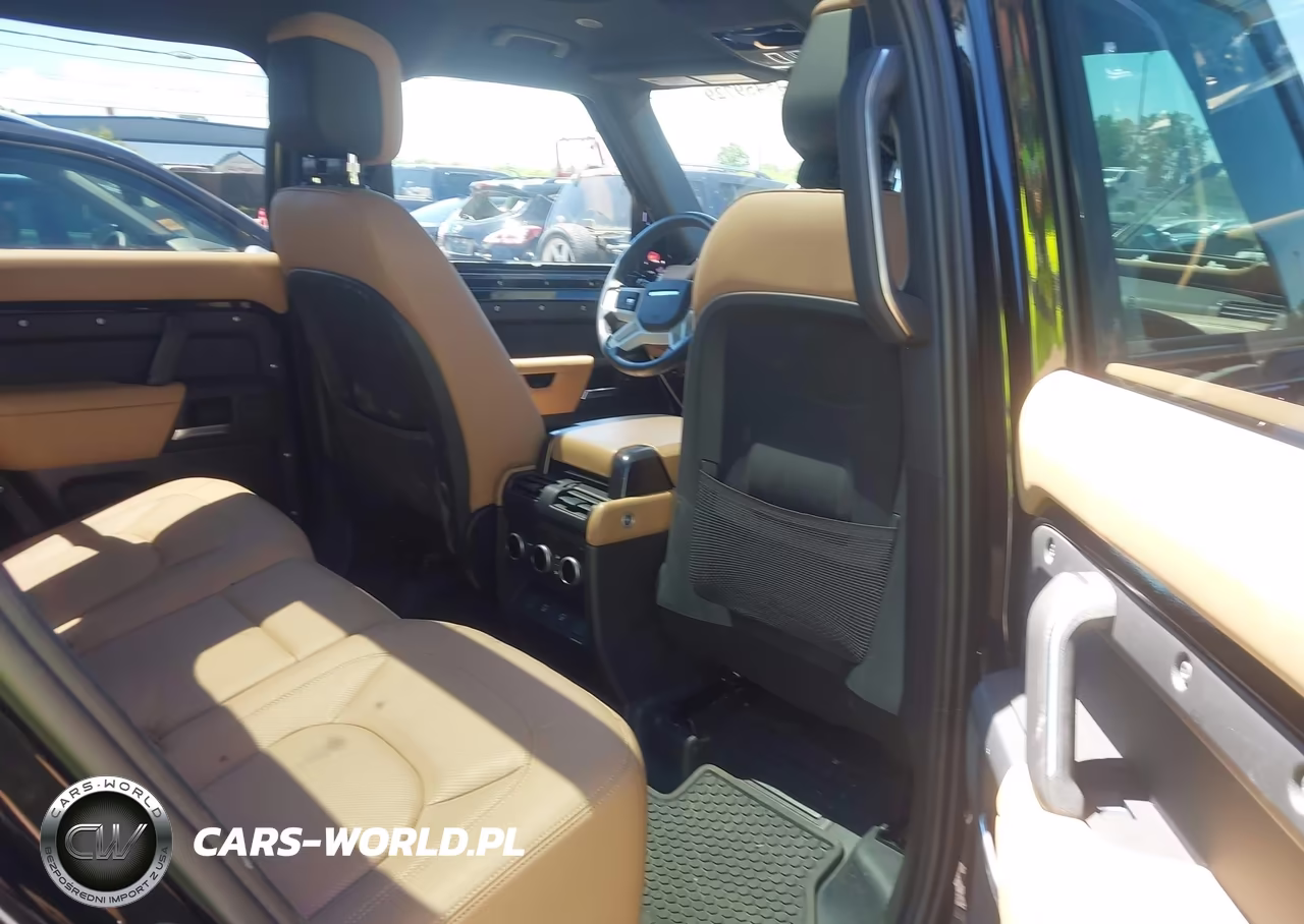 2025 Land Rover Defender 110 P300 VIN:SALEJ7EX0S2357096 - 8