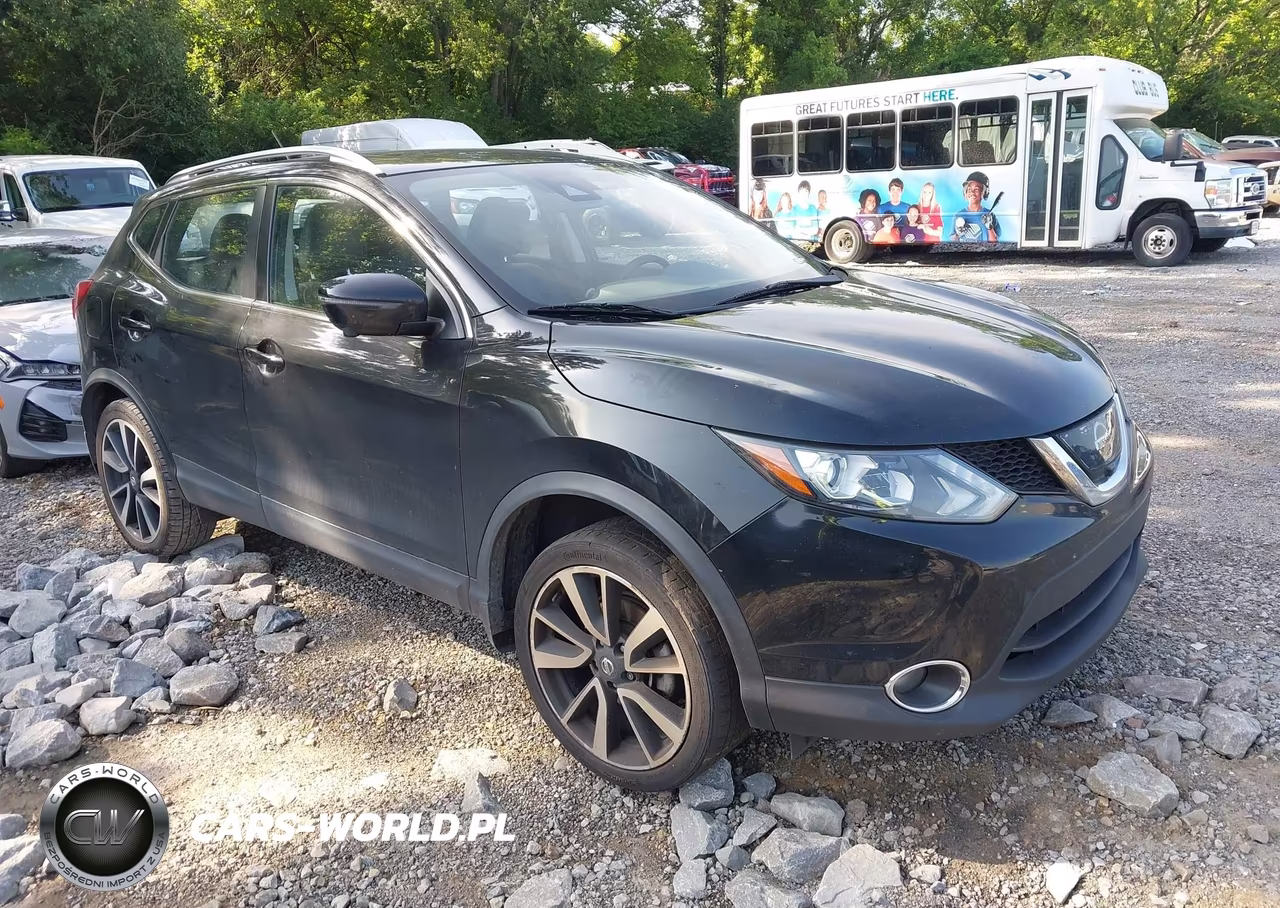 2017 Nissan Rogue Sport Sl – zdjęcie 1 z 16