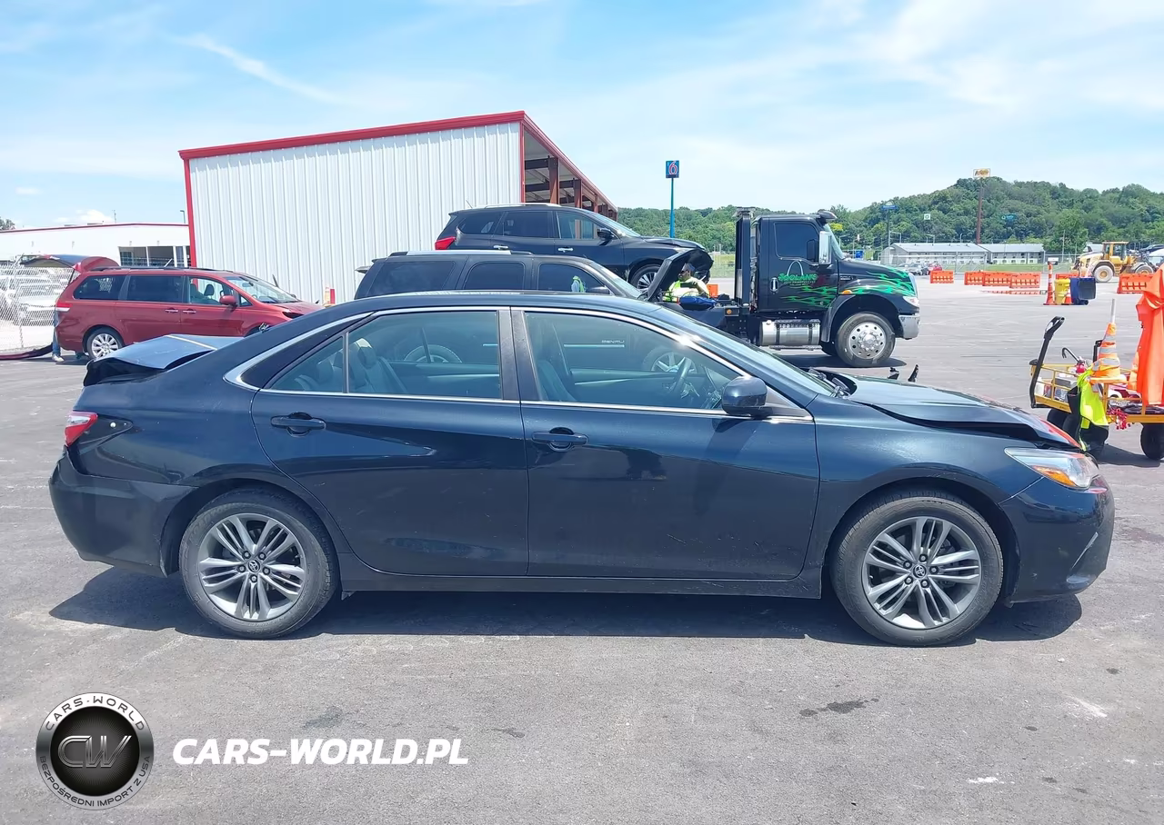 2015 Toyota Camry Se VIN:4T1BF1FK5FU010073 - 11