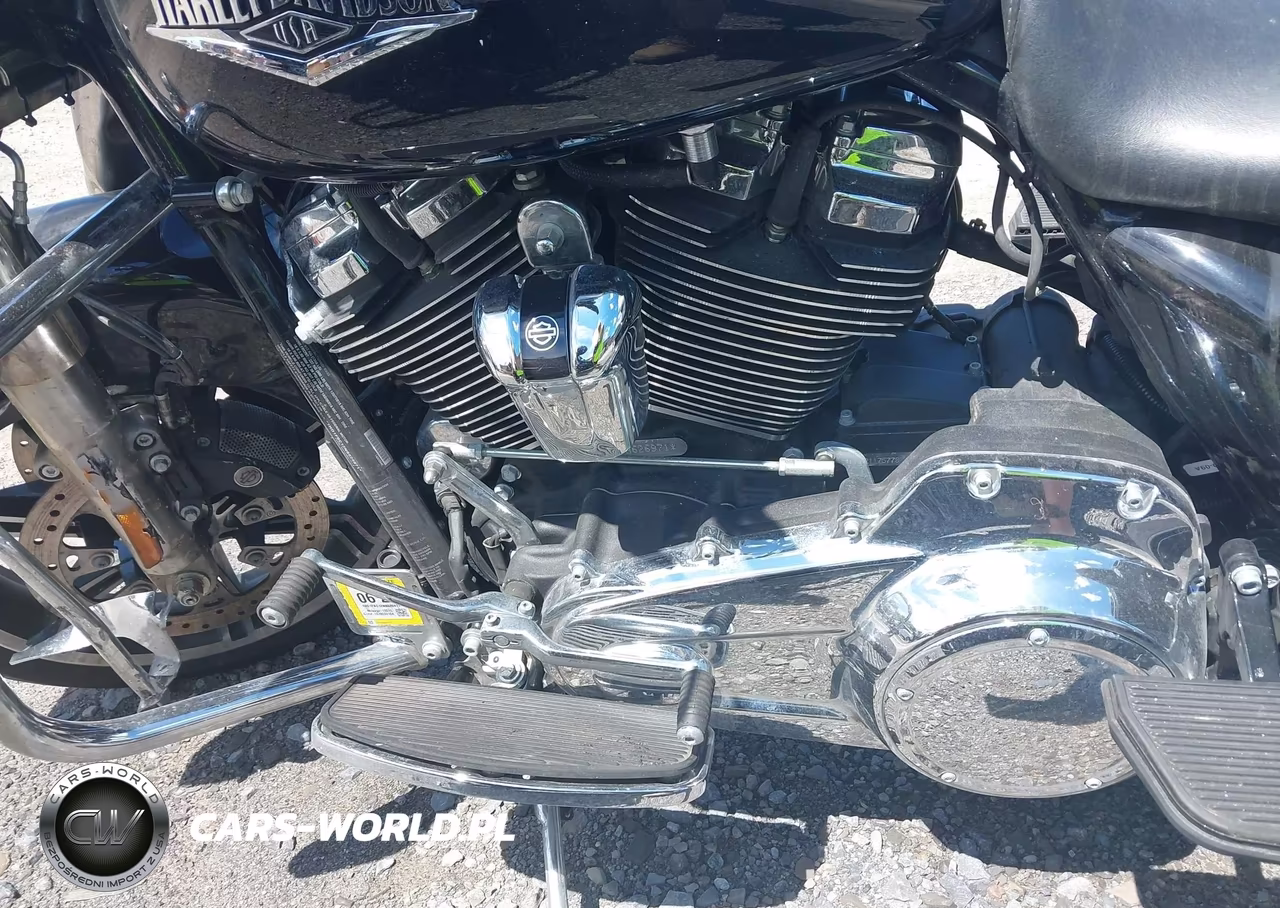2022 Harley-Davidson Flhr VIN:1HD1FBC12NB626971 - 9