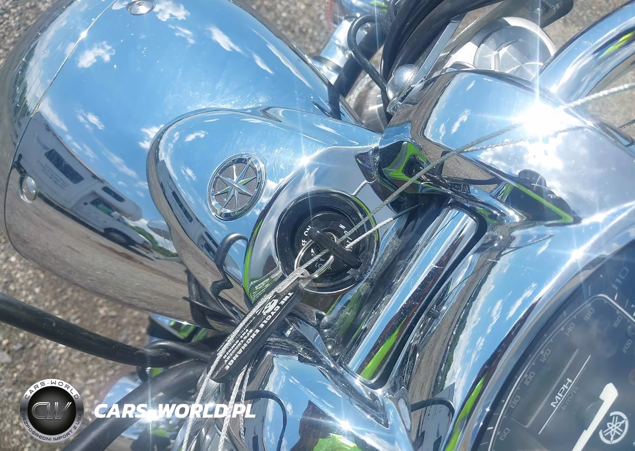 2015 Yamaha Xvs1300 Ct-Ctb VIN:JYAVP32EXFA006575 - 11