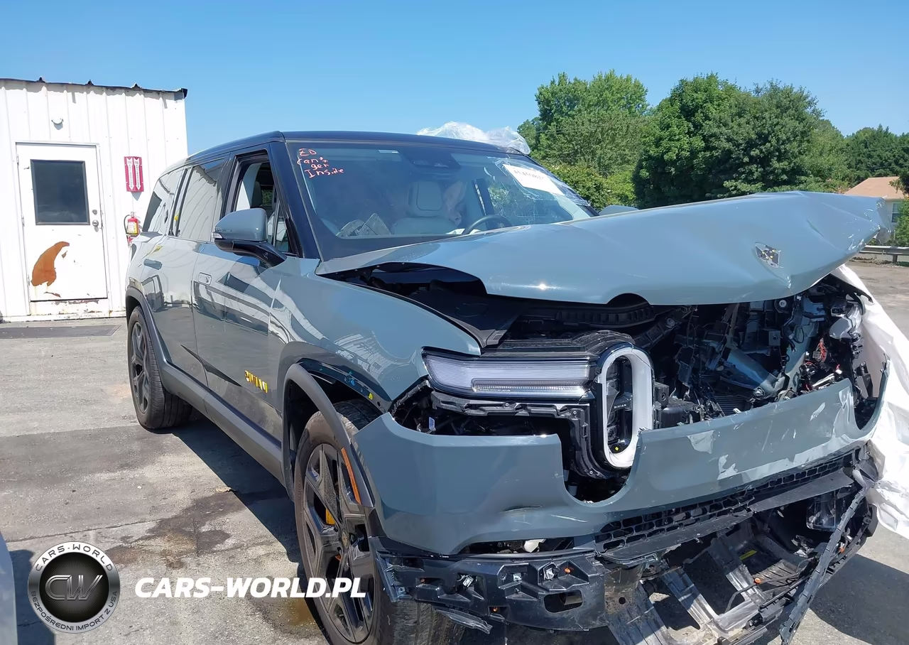 2025 Rivian R1S – zdjęcie 1 z 18